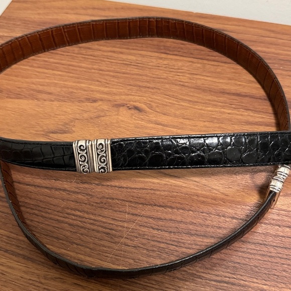 Chico’s Genuine Croc Embossed Leather Belt Reverses from Black To Brown Silver. main image 3